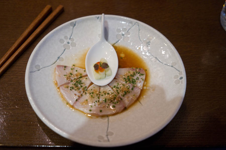 sashimi de chinchard à l'huile de yuzu.jpg
